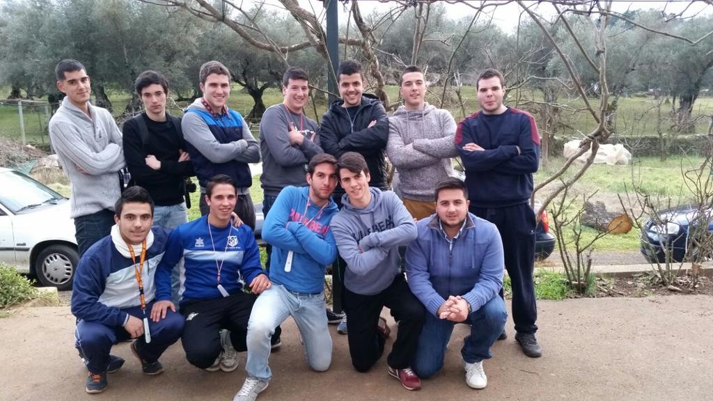 loscebollinos's tweet photo. Solo 4 dias para un nuevo carnaval, con muchísimas ganas!! #Cebollinos2015 http://t.co/lSlTc6RFFi
