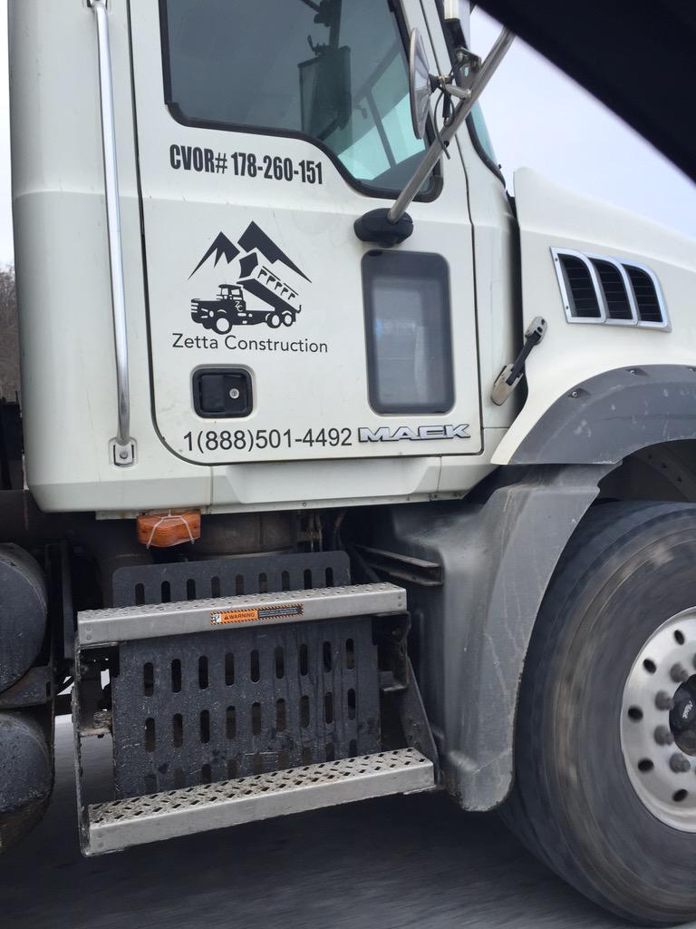 C_Loree's tweet photo. @VictorFreireZ truck trailer license M10 74J http://t.co/8kOof8Pyq7