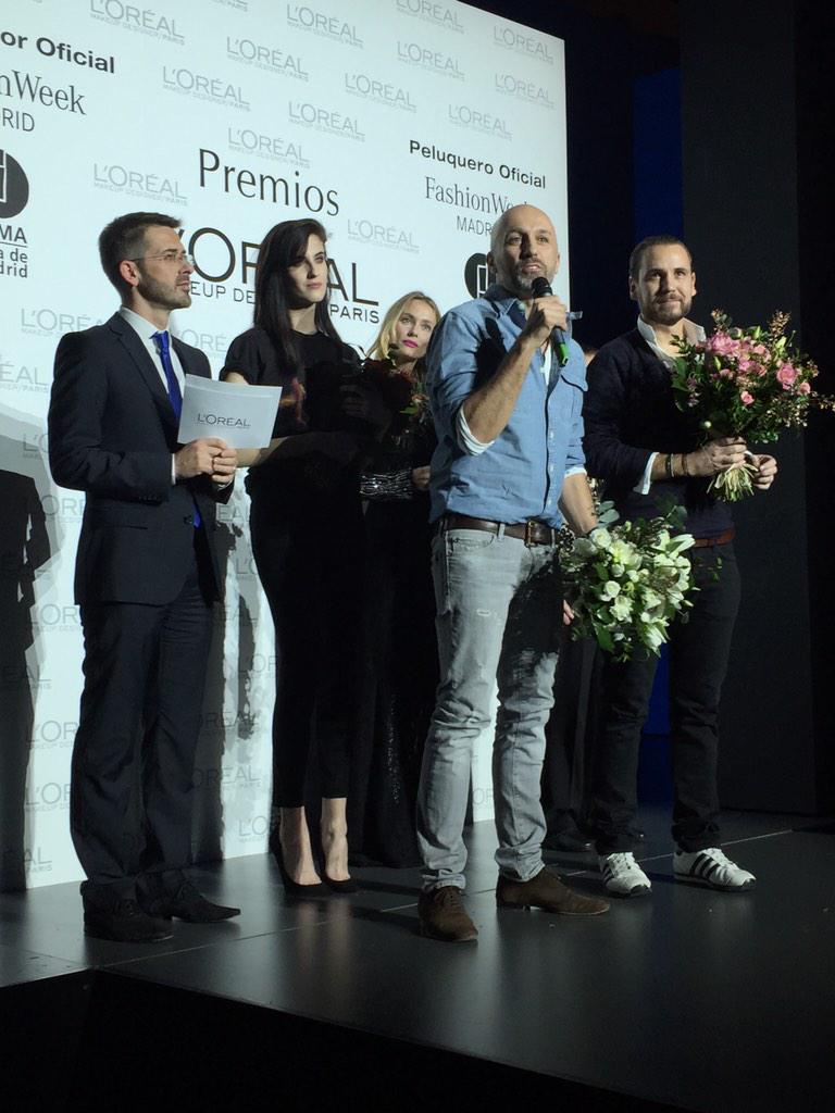 lorealparis_es's tweet photo. Premio L'Oreal Paris #MBFWM15 a mejor Colección @alvarnostudio y Modelo @amandamoreno1 👏 #viveloreal #makeupdesigner http://t.co/0OCfV7i7p5