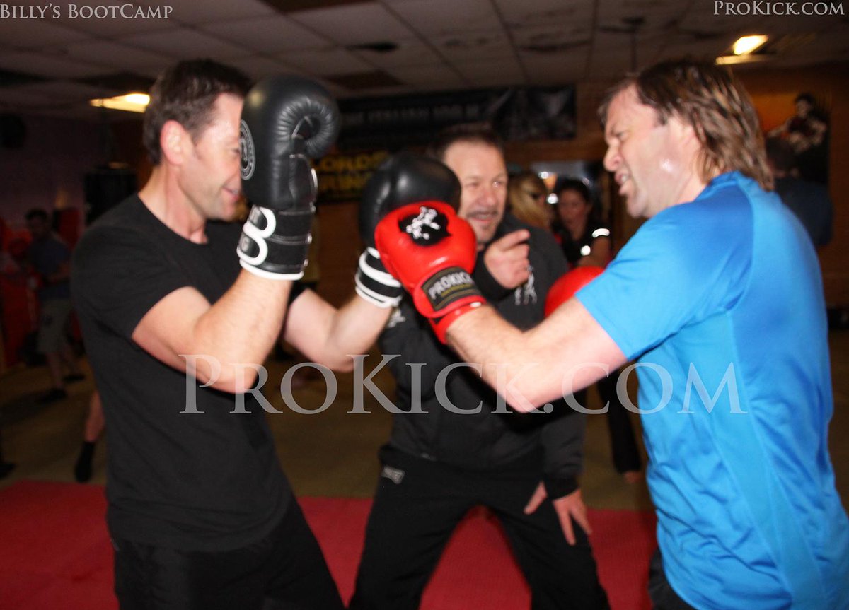 prokick's tweet image. #Bootcamp by #BillyMurray @ProKick day2 of a #weeklong #Extreme #keepFit #Bootcamp in #Belfast prokick.com/news/article/b…