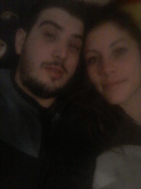 Viendo #Levántate1 con mi picha @kintana1717