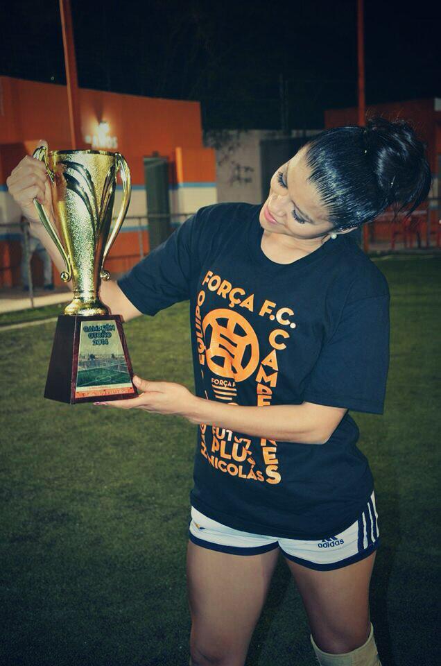 MayraSserrano's tweet photo. Somos bicampeonas!!....athletic  ❤💛 http://t.co/U2jetv7S55