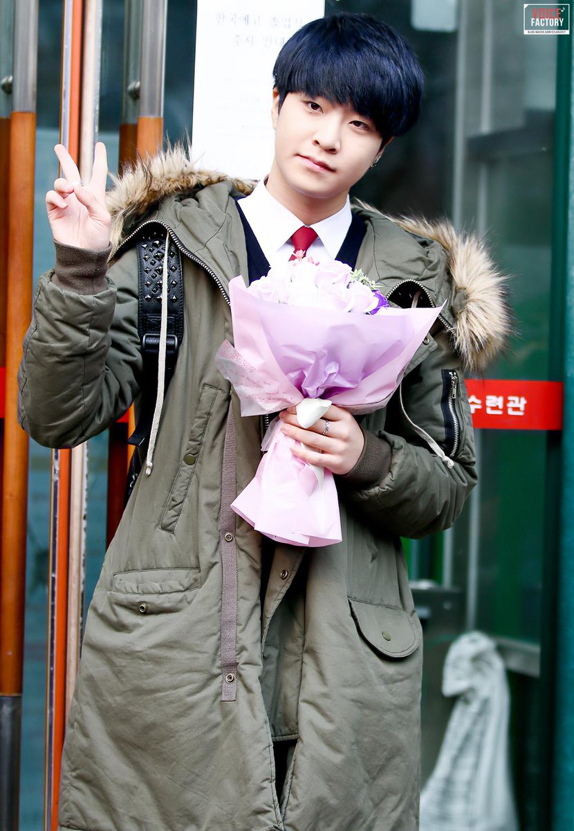 150210 한예고 졸업식
#갓세븐 #영재 졸업축하해♥ 더욱더 빛날 영재를 응원합니당!
drive.google.com/uc?export=view…
drive.google.com/uc?export=view…
drive.google.com/uc?export=view…