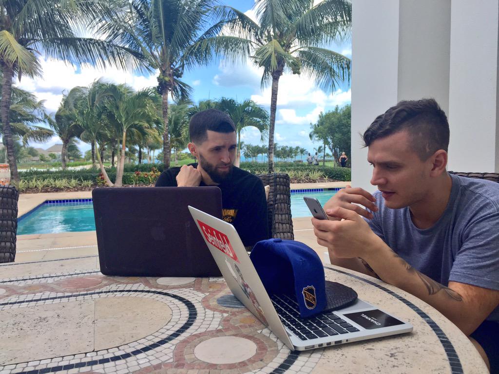 jess_highlander's tweet photo. @ericmarcinizyn office for the day 🌴🌴 #Nassau http://t.co/CthMkw6oFf
