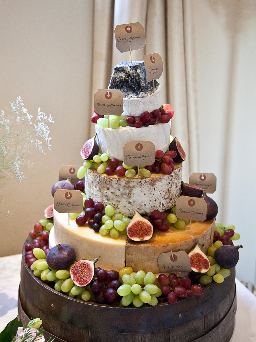 RugbyCheese's tweet image. Tying the knot this year? How about a cheese wedding cake? Make those nuptials delicious! cheeseonthegreen.com/wedding-cheese…