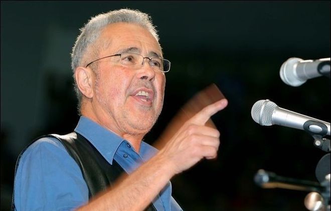 pantix73's tweet image. Είσθε τερψίπρωκτοι, πορδοσφυοκλάστες, πυρίκλαστοι και οπισθογεμείς! #zouraris_quotes