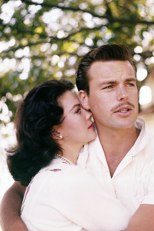Happy birthday to Robert Wagner  (with Natalie Wood + his mother Hazel) 