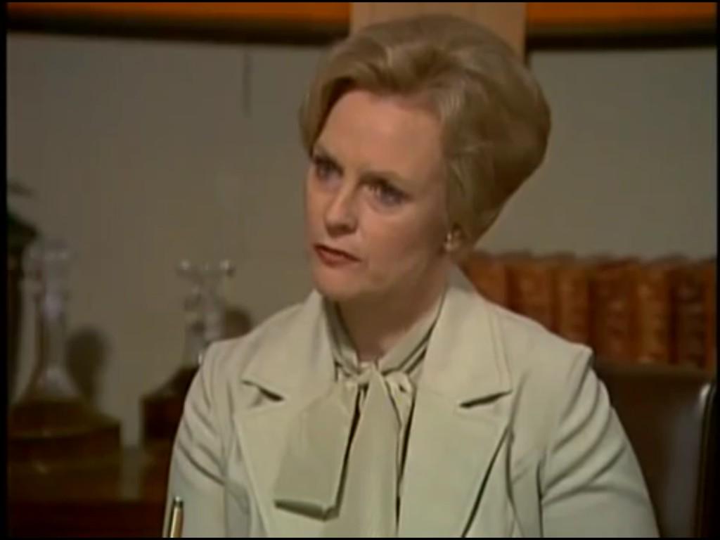 patsykingfans's tweet image. Erica tells Susan her case has come through