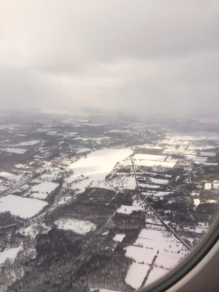 Megan_Yancy's tweet photo. I got some grainy aerials from the plane. I'm tempted to see if I can find where I was on #GoogleEarth http://t.co/bBOgdOx2AB