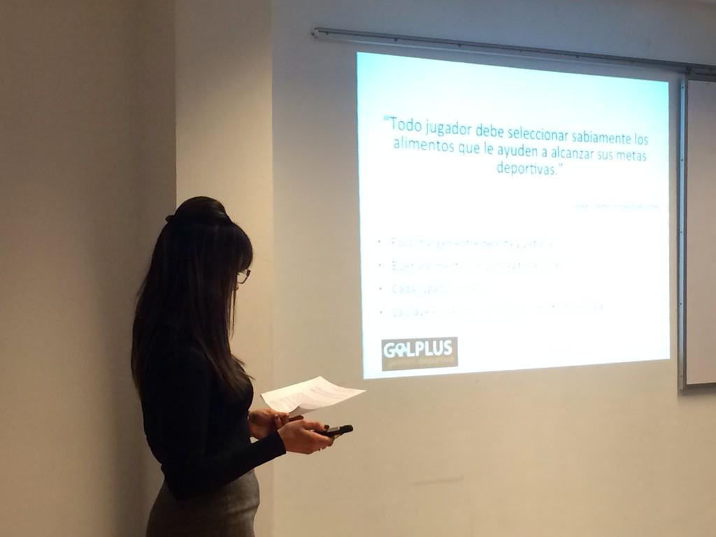 Gracias a nuestra nutricionista Jara por su ponencia sobre comida y deporte.