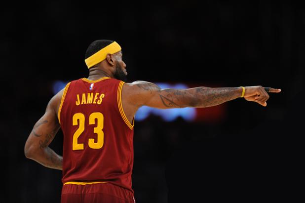 NBAAllStar's tweet photo. (1 of 2) It's #NBAAllStarSweeps time! Looking for a winner of a @KingJames #TeamEAST #NBAAllStarNYC jersey ... http://t.co/OsS4SlZGaQ