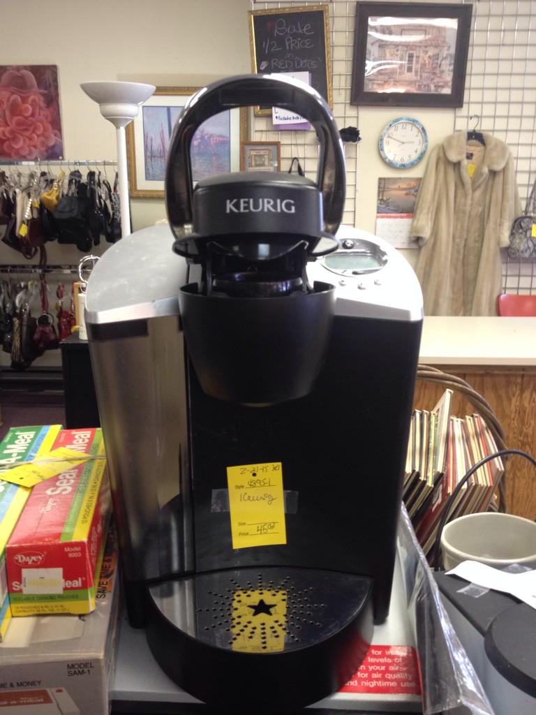Homemakerthrift's tweet image. Keurig 45.00