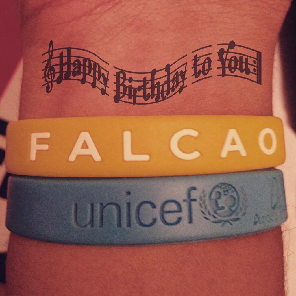 usalex4262's tweet photo. #HappyBirthdayFalcao #Falcao #FelizCumpleaños @falcao http://t.co/OXoIJ9BHgX