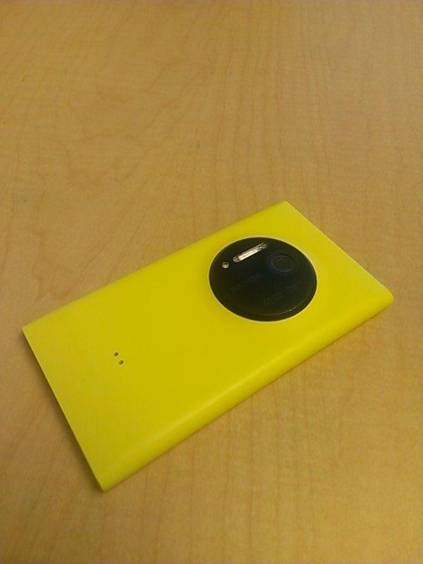 Bullsci's tweet image. Filming more amazing microscope magnified items with the Lumia1020's camera today.  Stay tuned!