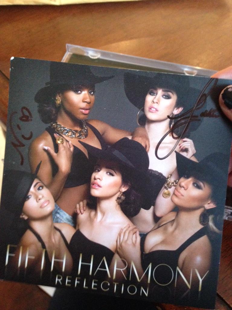 trickyjauregui's tweet photo. so here you go! my #ReflectionReaction thanks a lot for being useless @amazon @FifthHarmony http://t.co/ir1WPUxyqQ