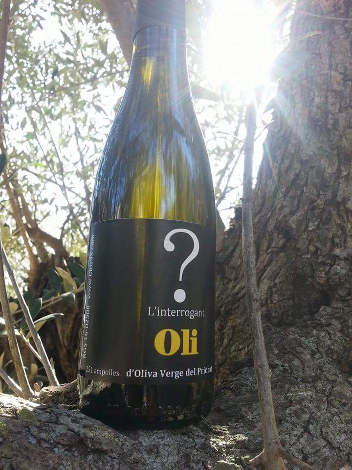 Nelsonali's tweet photo. Ja Tenim l'Oli de la Nostra Finca!!! #priorat #aceite #aceituna #gourmet #arbequina #farja #rojals #gastronomia http://t.co/7RVtotiSoJ