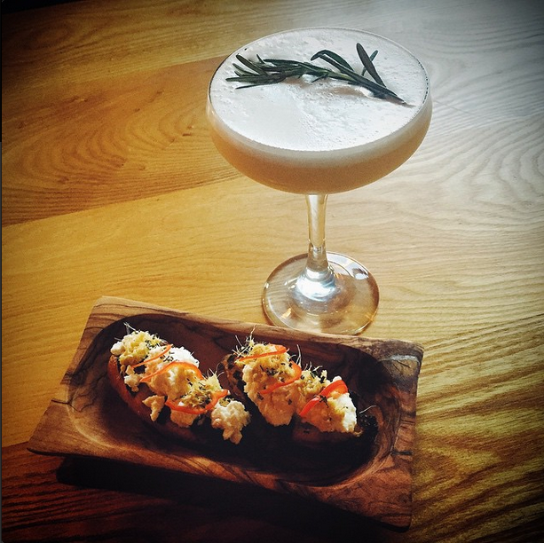 oakandalley's tweet photo. This week's cocktail pairing: Rosemary ginger whiskey sour with a ginger ricotta baguette. http://t.co/08dZjOzDrr