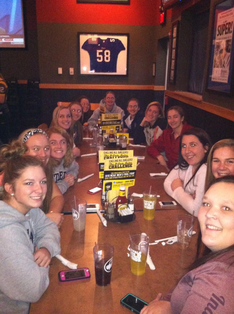 TriWestGBB's tweet image. TW Lady Bruins love &apos;em some @BWWings #sectionalweek