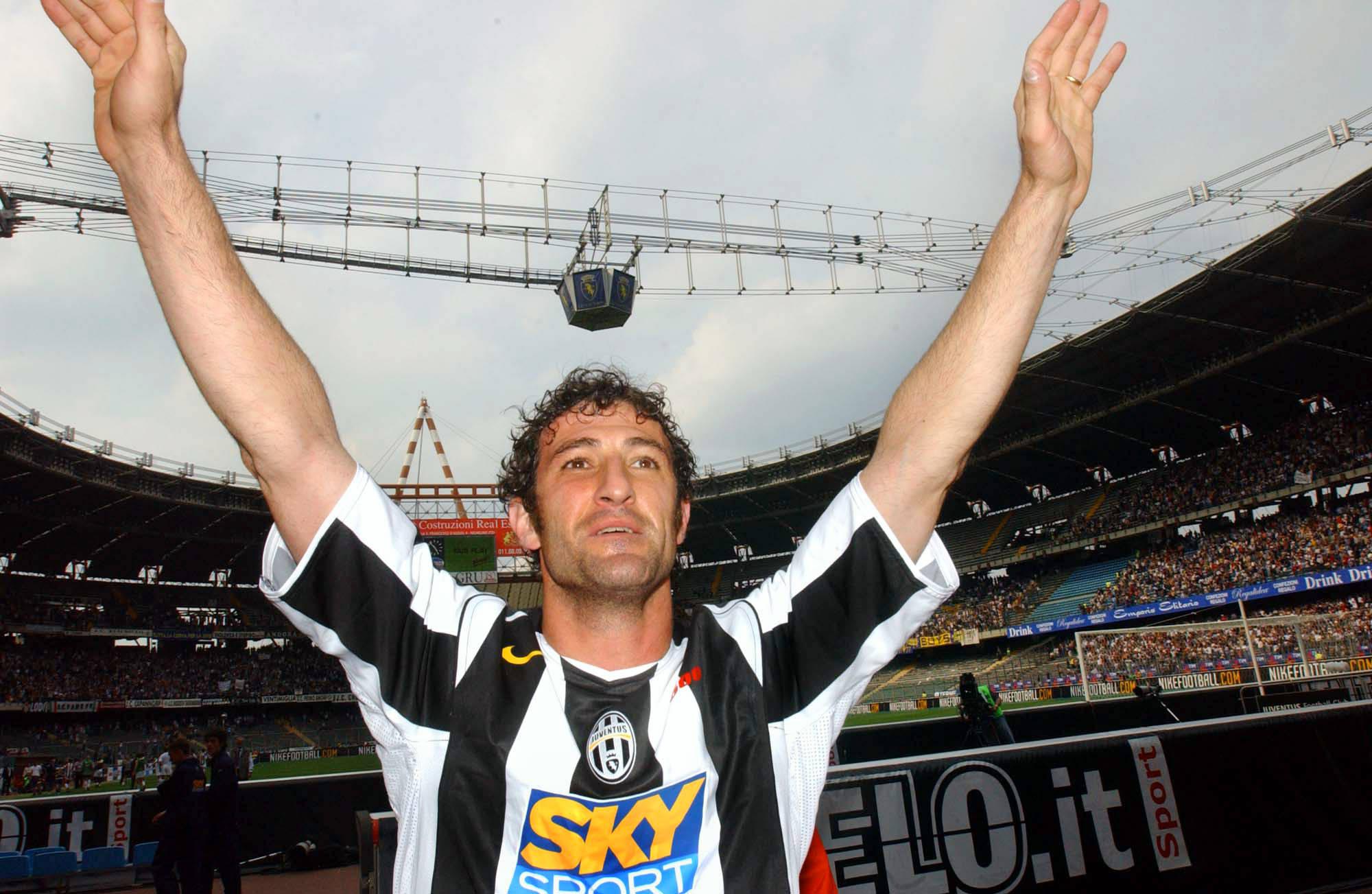There were defenders. There were Italian defenders. Then there was Ciro Ferrara. Happy Birthday Capitano 