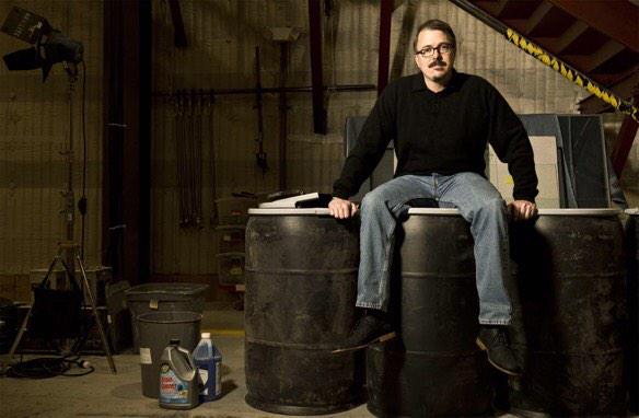 Para la persona que nos dio a todos Breaking Bad. Happy birthday Vince Gilligan 