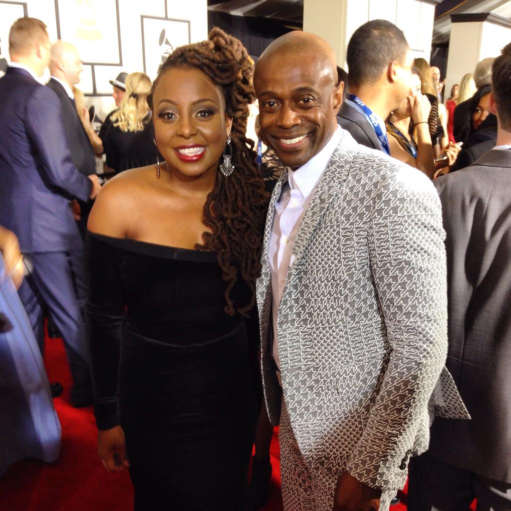 My girl Ledisi was stunning on the GrammysRedCarpet TheGrammys