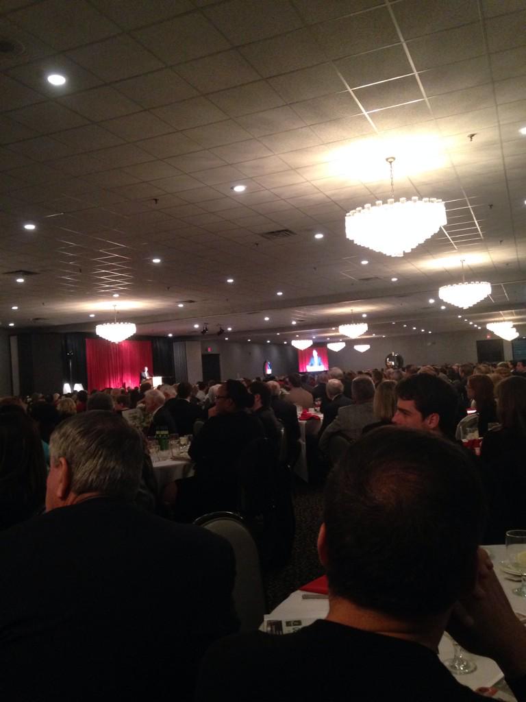 jeri_wethli's tweet photo. What an awesome event! There's an exciting year ahead for the Penguins! Thank you to all our supporters! #YSURing 🐧 http://t.co/NfqRxn8bBu