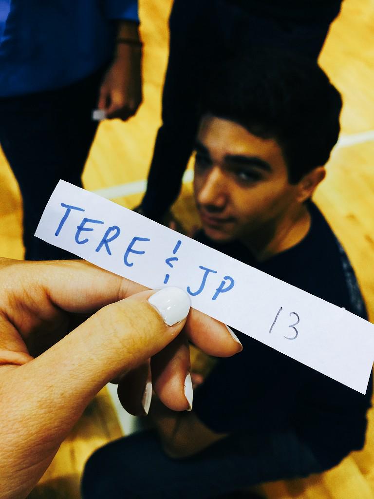 tere1017's tweet photo. White people being artsy thinking they can lead retreats... @Jpgodoy_ http://t.co/XnpTFWKduc