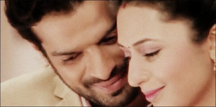 DivyankaFanClub's tweet photo. #Ishra @Divyanka_T @TheKaranPatel 
@IshitaRamanYHM http://t.co/1ZFahB7RWO