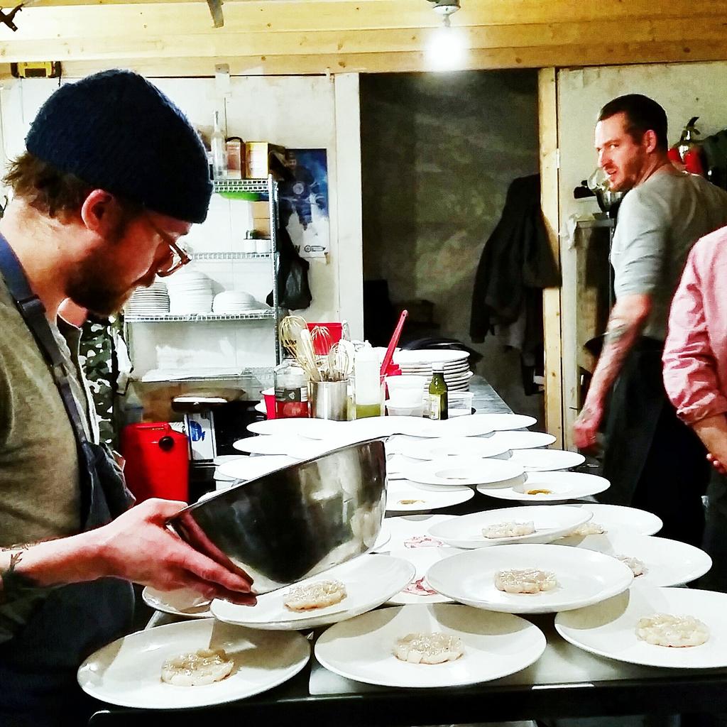 eatnorth's tweet photo. Hanging out behind-the-scenes at @raw_almond2015 tonight! You can't buy the kind of energy in this room #onlyinthepeg http://t.co/vFakKeUnCa