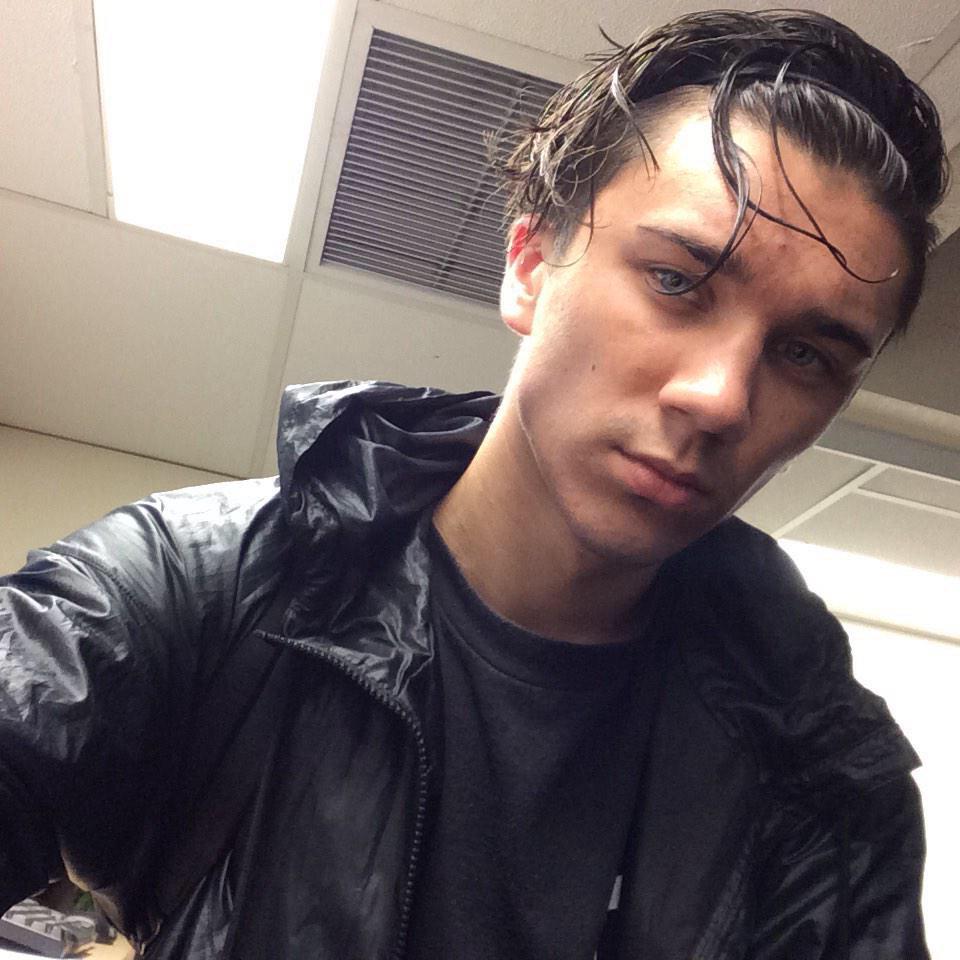 hey, im steven and im new but not new. rt?