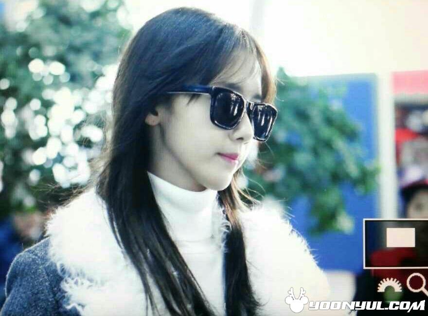 [PIC][11-02-2015]YoonA khởi hành đi Trung Quốc vào trưa nay B9iKuxAIIAAE8X1