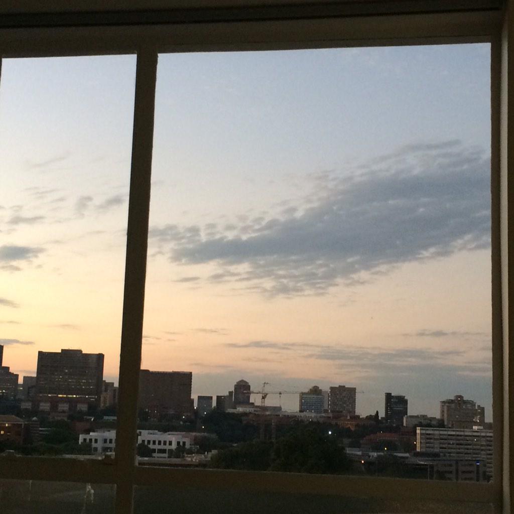 LesPersonas's tweet photo. View from the other side http://t.co/CMCkIDcquC