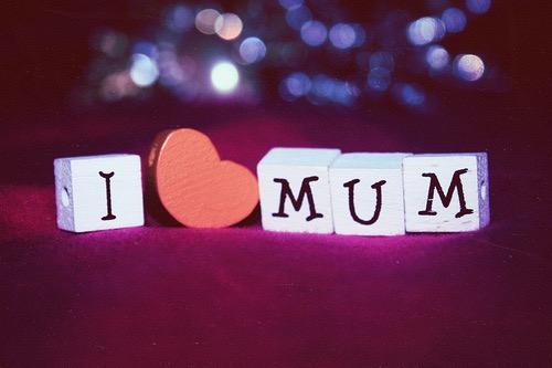 _bianca23's tweet photo. This was sent to me because Bradyn calls me "mum" instead of "mom" and I absolutely love it. 😑 #HesEnglish http://t.co/UjMXTf4kiZ