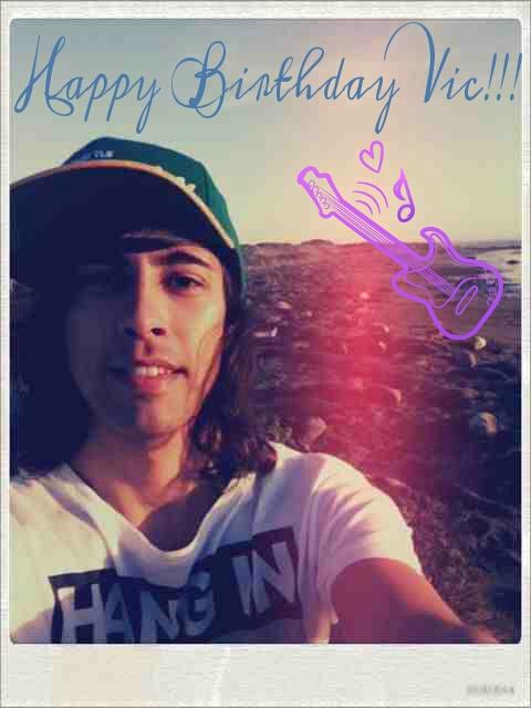 Happy Birthday to Vic Fuentes!! An amazing person and artist that inspire and save so many!! 