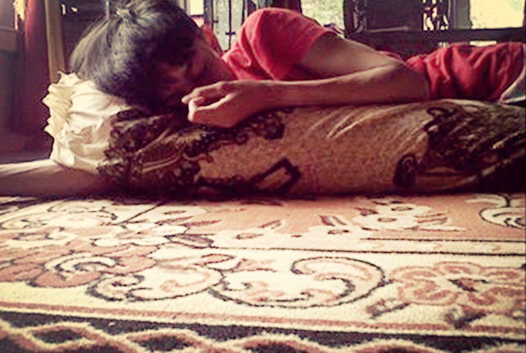 Ssstttt si abang lagi tidur