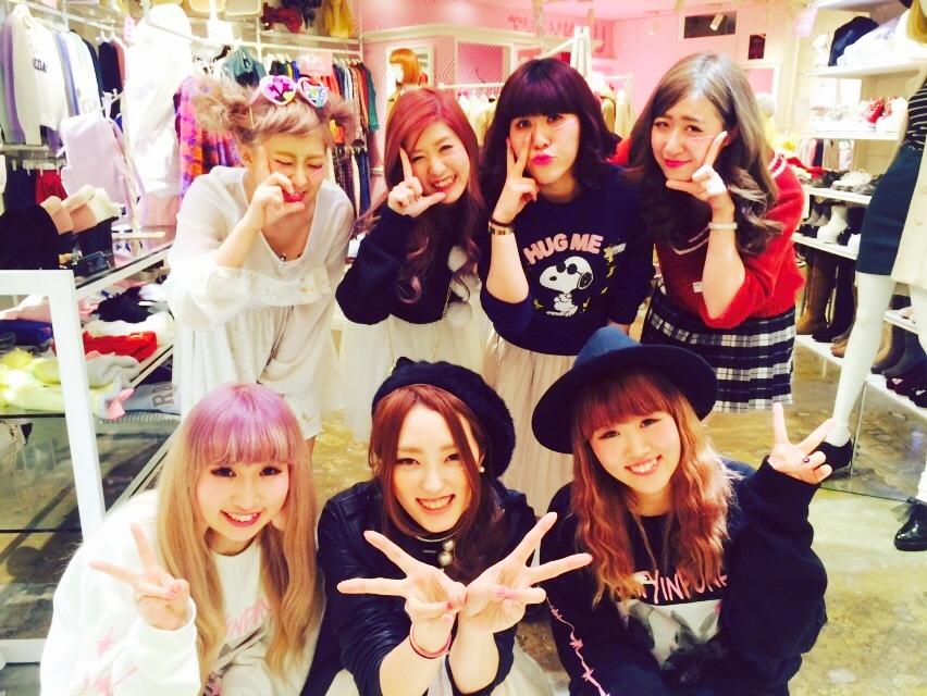 lds_shibuya109's tweet photo. 皆様、長い間L.D.S.渋谷109店をご愛顧いただき、本当にありがとうございました🙇💓またどこかで皆様にお会いできることを楽しみにしております😍 http://t.co/i25tFQQiy6