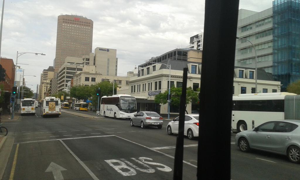imattah21's tweet photo. #Adelaide #Lightsquare #buses http://t.co/8vGgBvksZ1