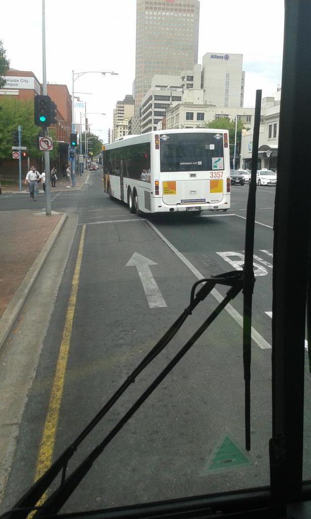 imattah21's tweet photo. #Adelaide #Lightsquare #buses http://t.co/8vGgBvksZ1
