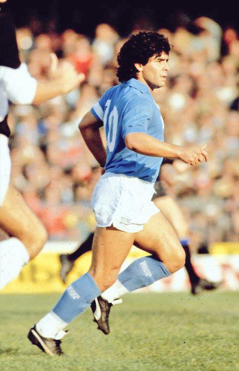 NonoLoko10's tweet photo. Buen Día Fiferianos!!! #FIFAnaticos #SoyFIFERO #FIFA15 #FUT @sscnapoliES  @sscnapoli @ComuneNapoli @RepSscNapoli http://t.co/u37neOXY1h