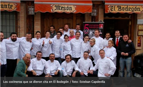 GuiaRepsol's tweet photo. 14 ☀ venidos de toda España cocinaron "entre amigos" en @mesonbodegon ☀☀ en Daimiel. http://t.co/vnRl9T5I4S http://t.co/uTIeCprpED