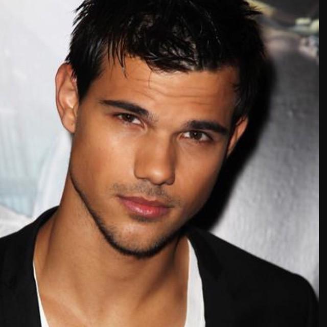 Happy birthday Taylor Lautner. 23 today   