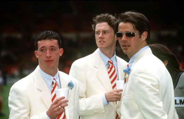 Happy Birthday to the man in the middle, Steve McManaman! 