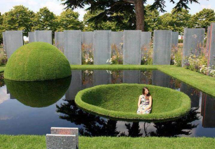 RoseAlexander33's tweet photo. Awesome Garden. #garden http://t.co/eERbV8zMKG