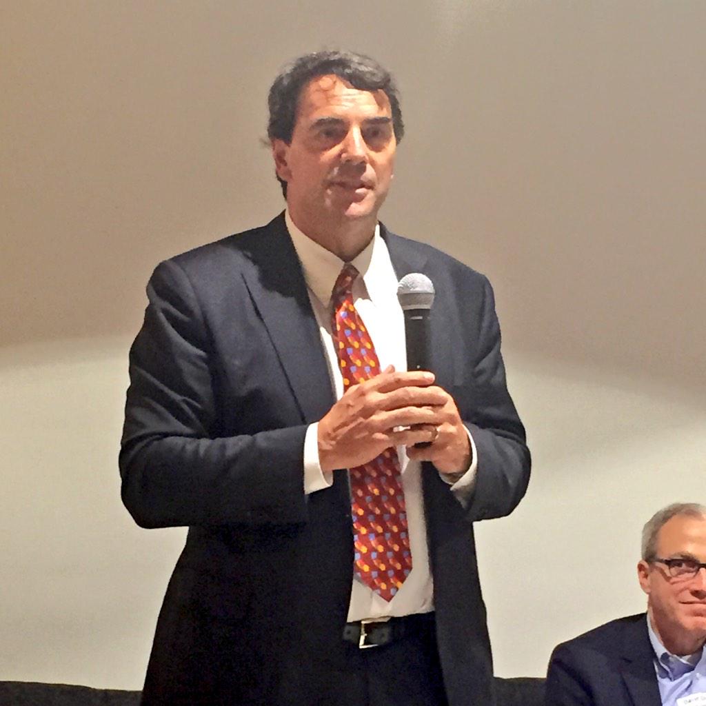 gabeygoh's tweet image. Listening to @TimDraper at #ComeBash event...