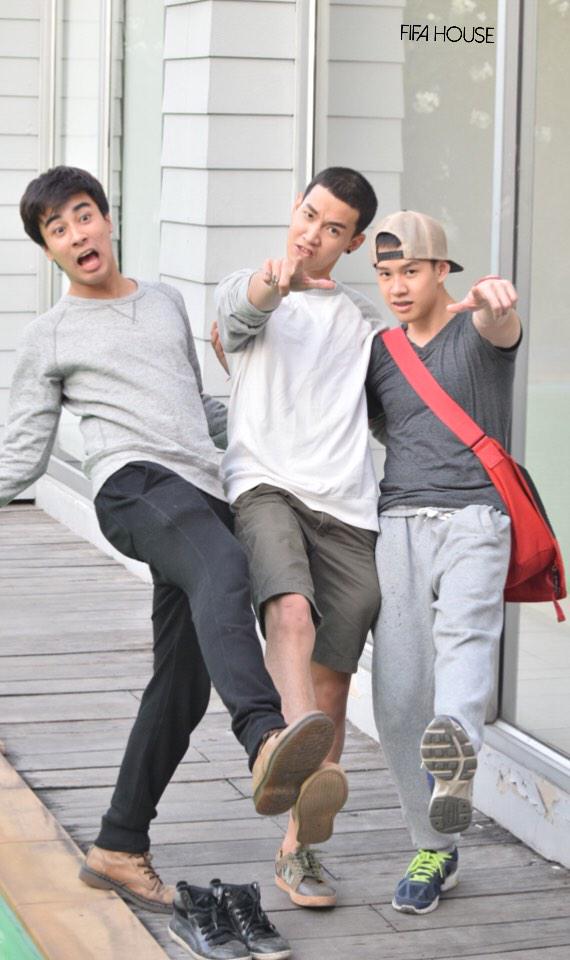 Premanan_FifaFC's tweet photo. ความรัก ก่อตัวตั้งแต่วันนี้ใช่มะ? @PremananFifa @KiimMon #lovesickseason2 #lovesickthereality #FifaKim #KimFa http://t.co/TGUkmDF2AN