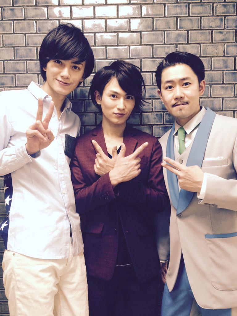 kento_leo9's tweet photo. そして！今日は凌のイベントのサプライズゲストとして参加させていただきました！凌とまんじと俺の3ショット！めっちゃ楽しかっ���！！ http://t.co/GQEPKVz8YD