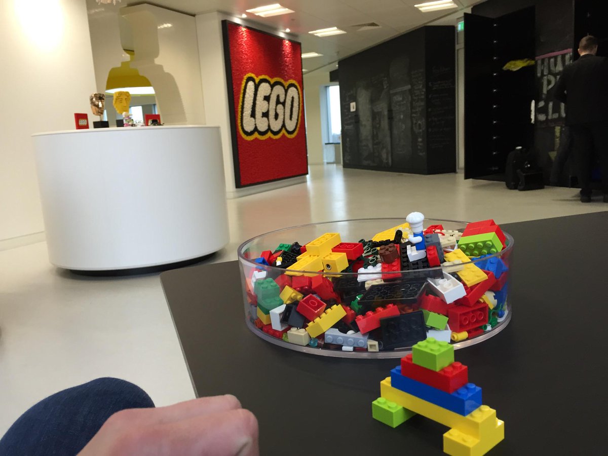 Jan Rezab on Twitter: "Time for some building! (@ LEGO Office London @lego_group in https://t.co/y2Rvm57sTY http://t.co/pJbaJ8d74p" Twitter