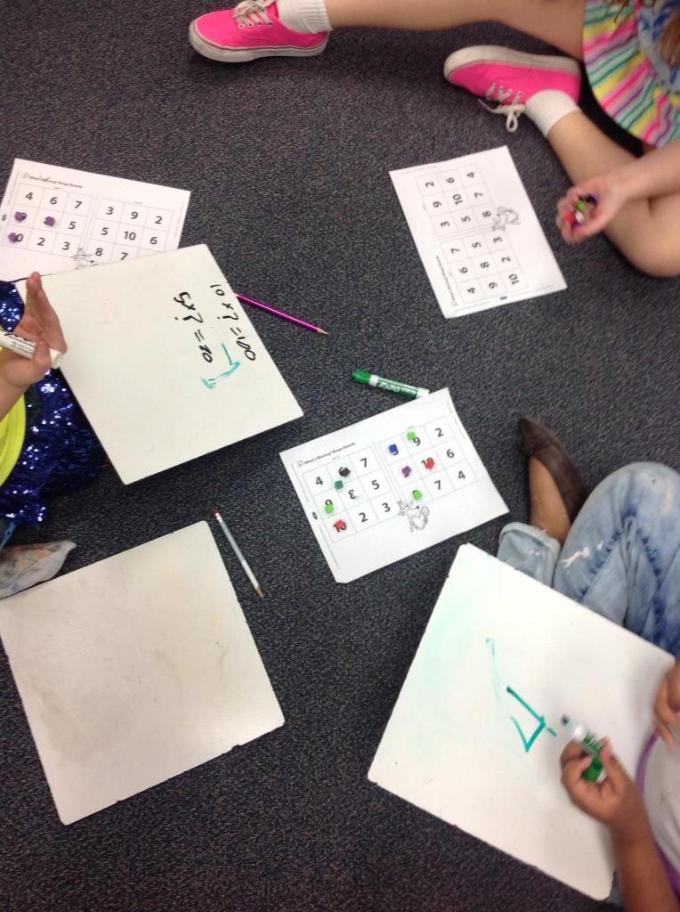 MinixAmy's tweet photo. Multiplication/Division BINGO! http://t.co/peG4KwnglF