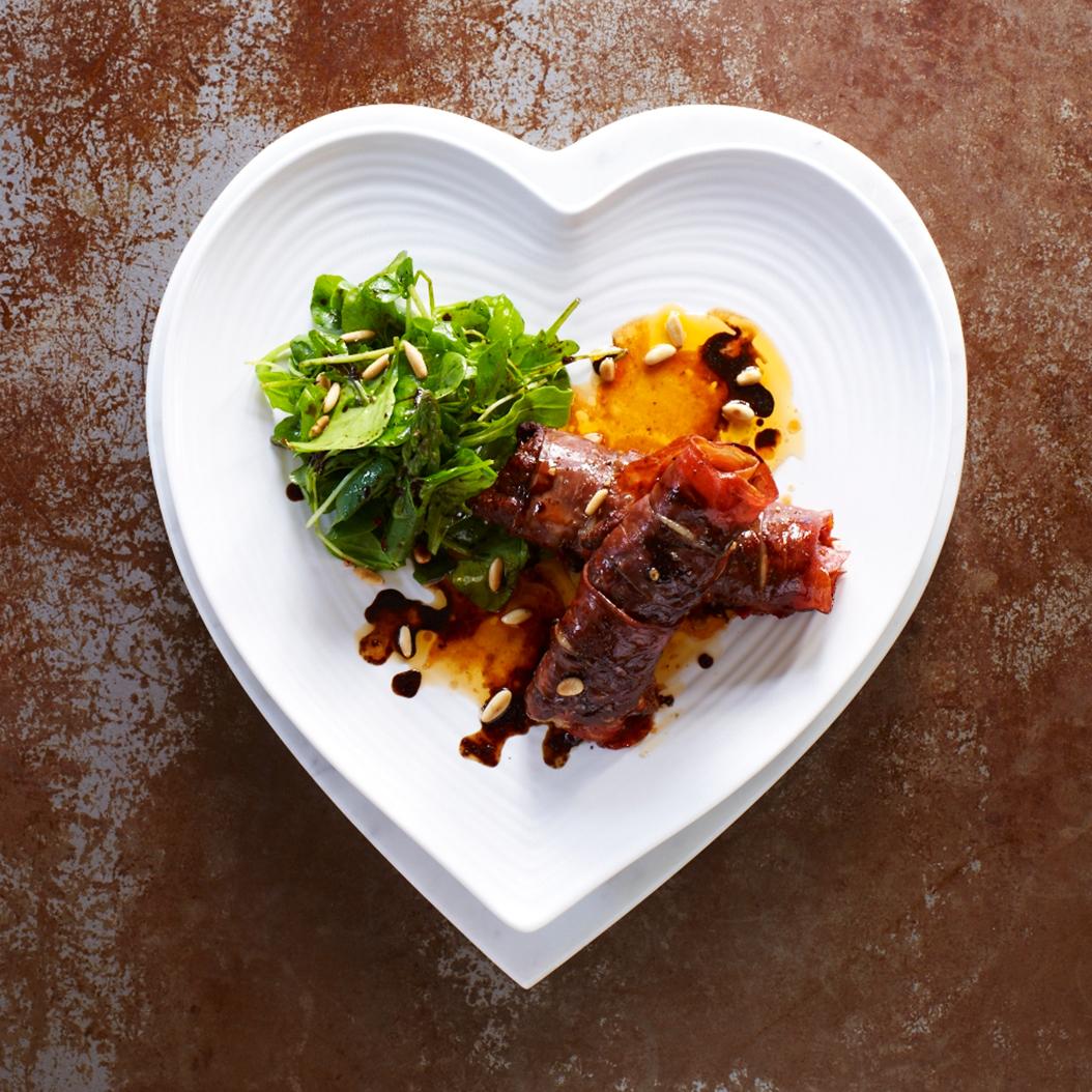 XXX Valentine's dinner ideas? Serve them Bomba! XXX kisses in blankets! Get the Recipe: t5u.co/1zWkbAv