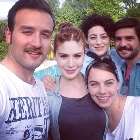 emrullahsahn's tweet photo. Biz bu tabloyu özledik! @BoyleBitmesin #Boylebitmesin http://t.co/H0jG2mhTfB